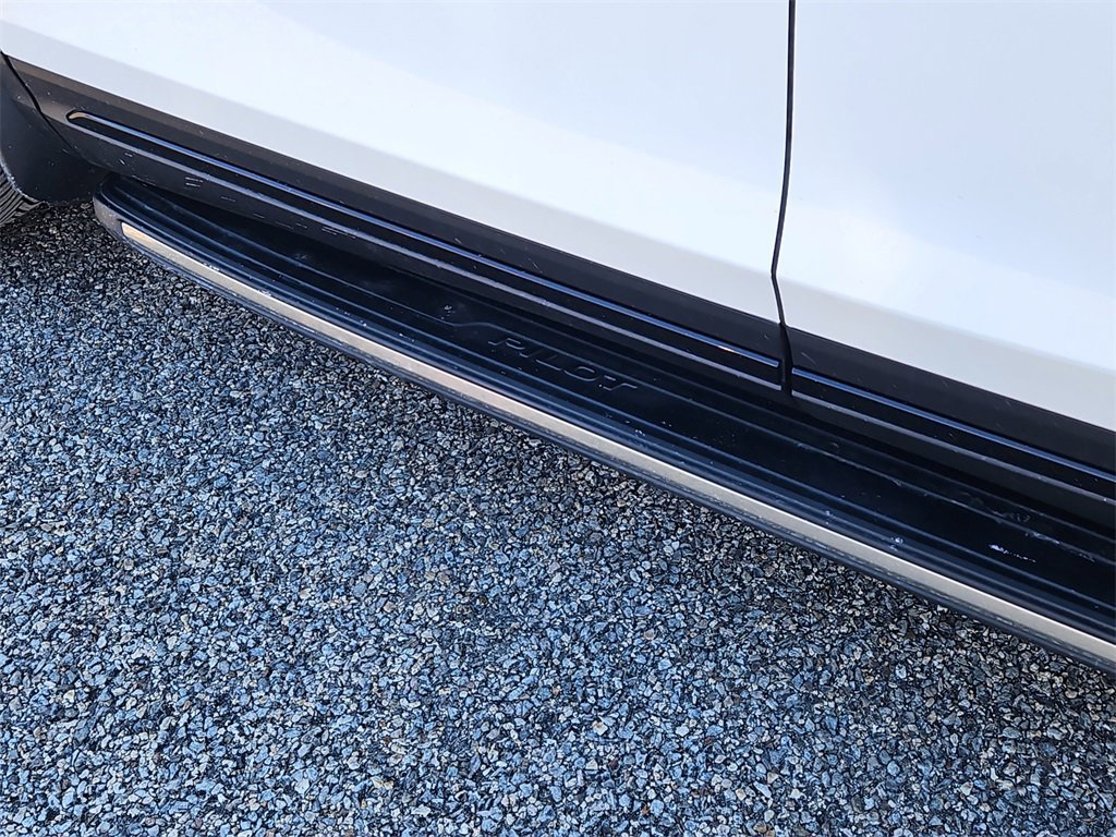 Certified 2021 Honda Pilot Black Edition image 24