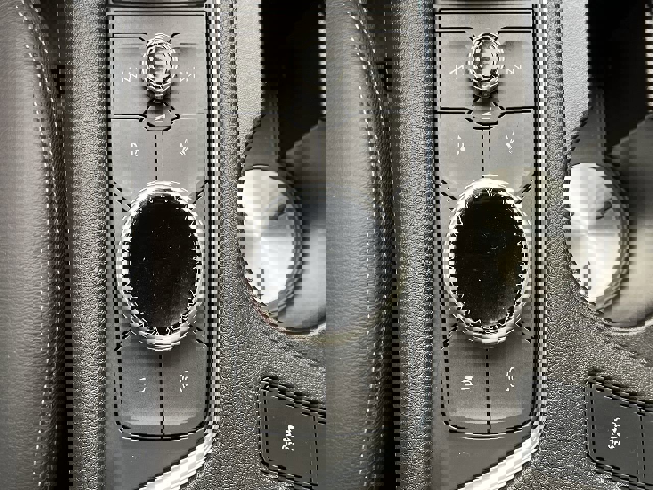 Certified 2024 Cadillac XT5 Premium Luxury image 19