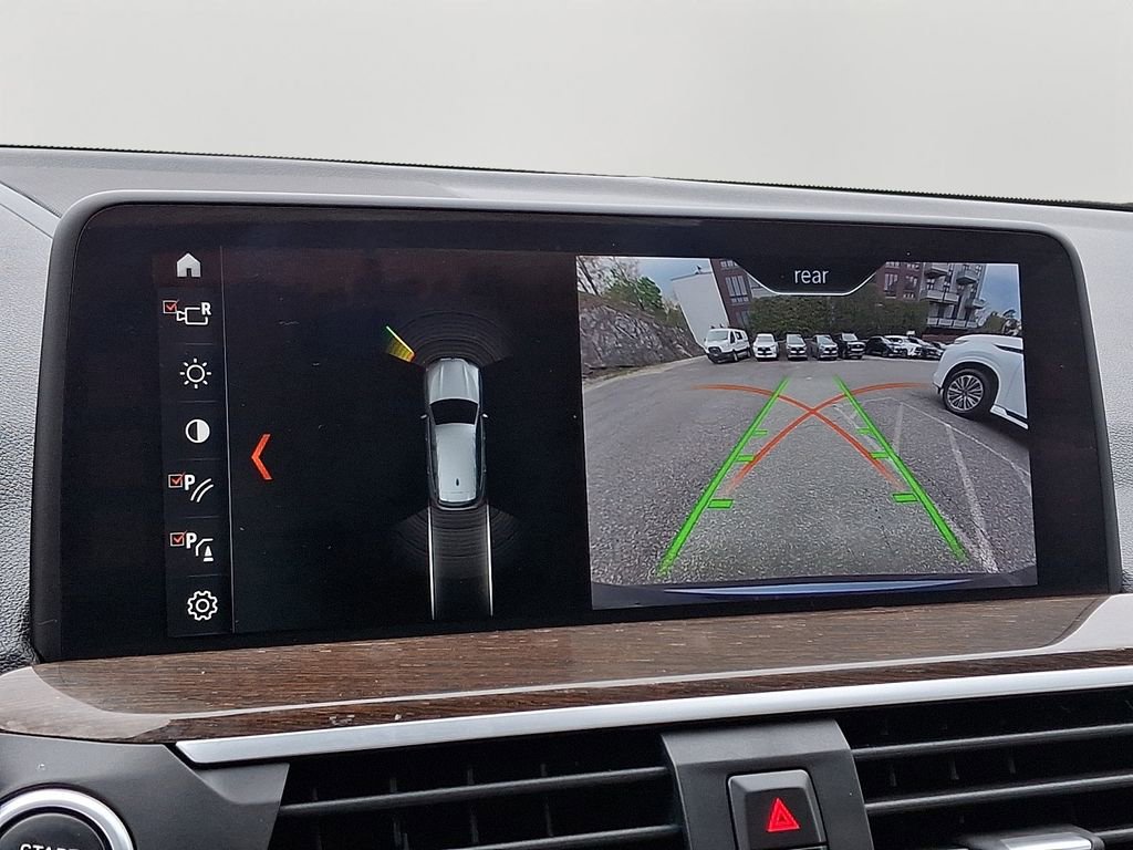 Used 2018 BMW X3 xDrive30i w/ Premium Package AWD/4WD image 18