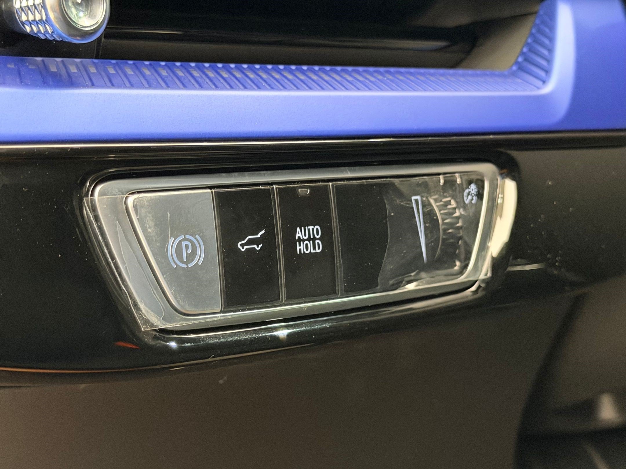 New 2027 Cadillac Optiq V w/ Deep Ocean Design Edition AWD/4WD image 24