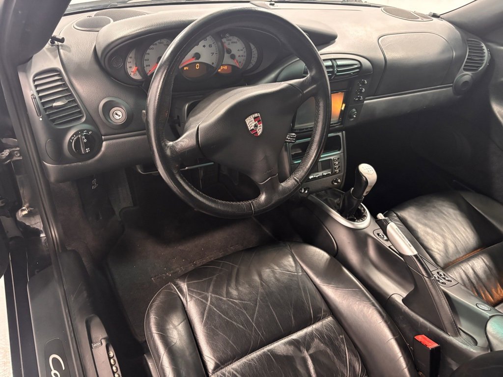 Used 2001 Porsche 911 Carrera image 10