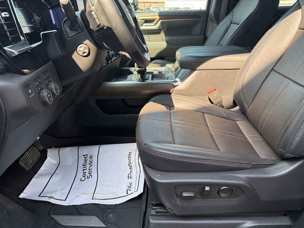 Used 2025 Chevrolet Silverado 1500 High Country w/ High Country Premium Package image 11