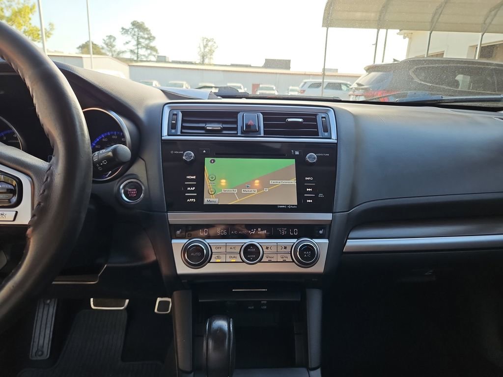 Used 2017 Subaru Outback 3.6R Touring image 16