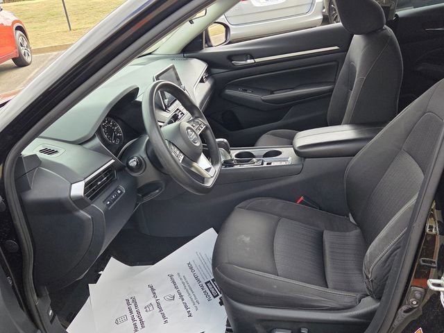Used 2022 Nissan Altima 2.5 SV image 5