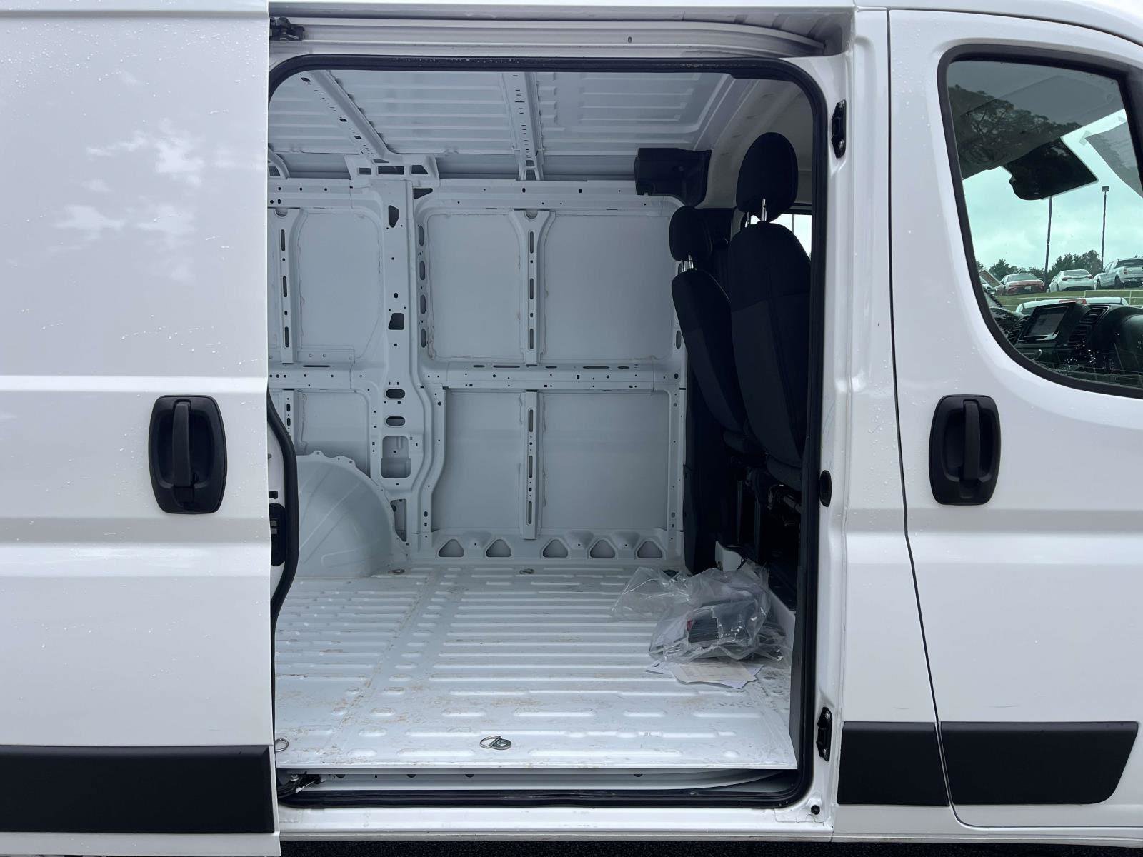 Used 2025 RAM ProMaster 1500 image 26