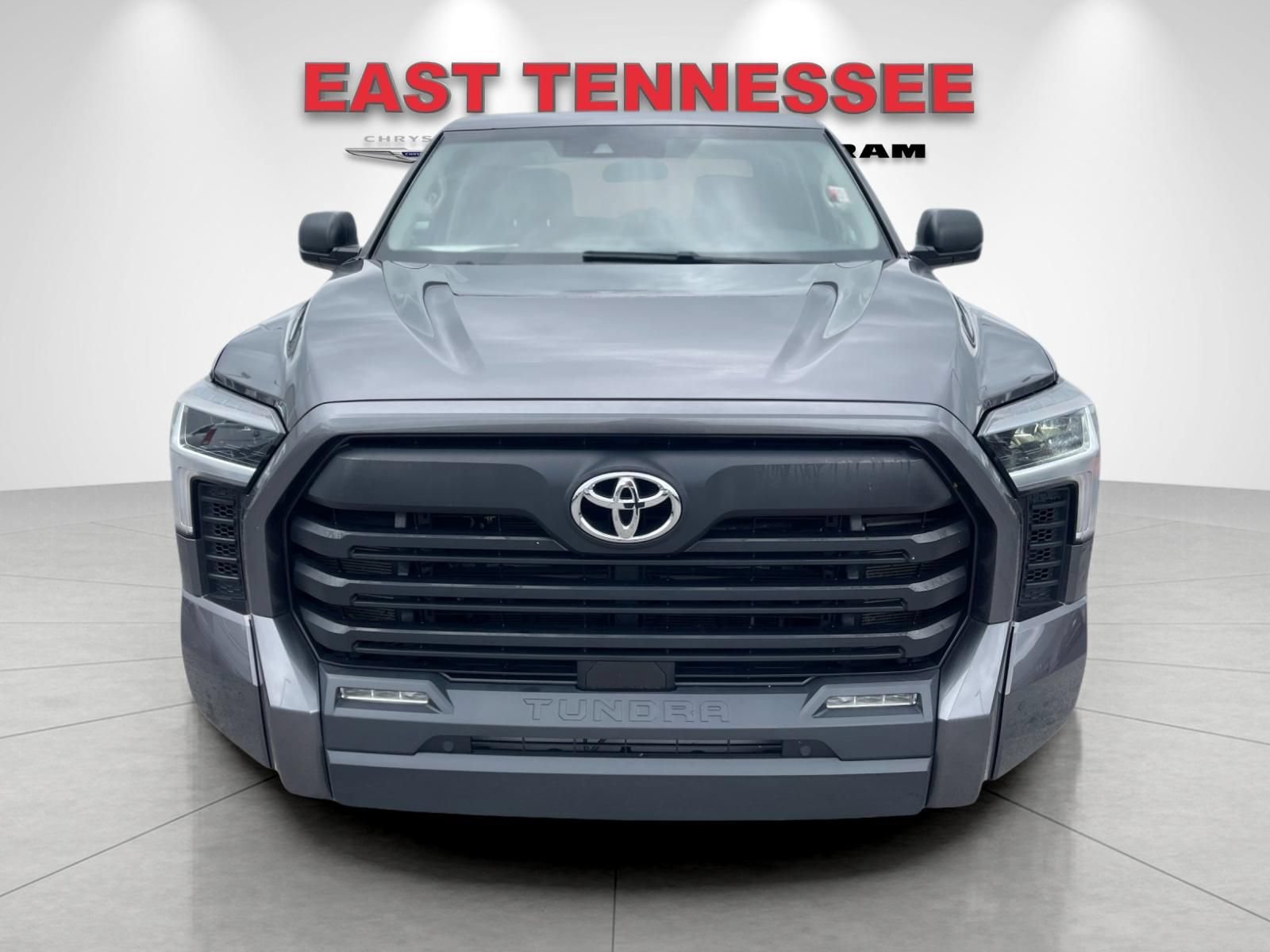 Used 2022 Toyota Tundra SR5 AWD/4WD image 9