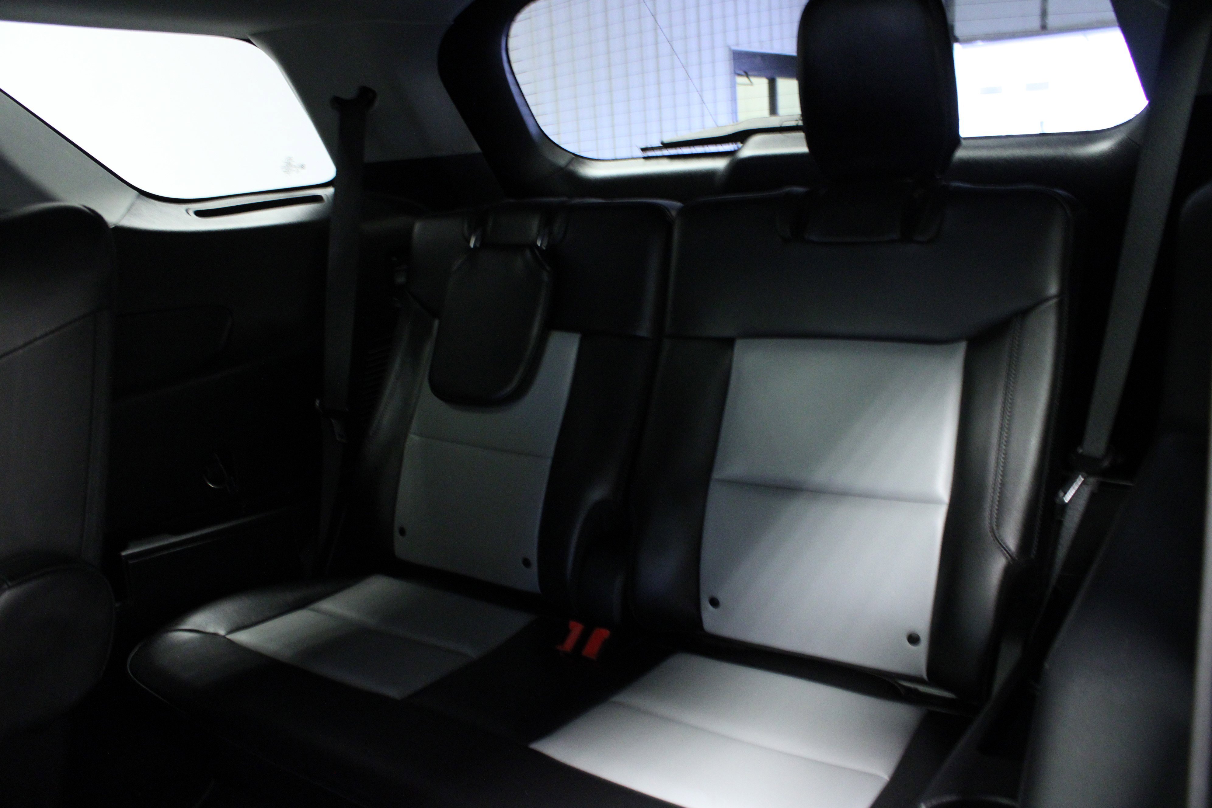 Used 2023 Ford Explorer XLT w/ Equipment Group 202A image 14