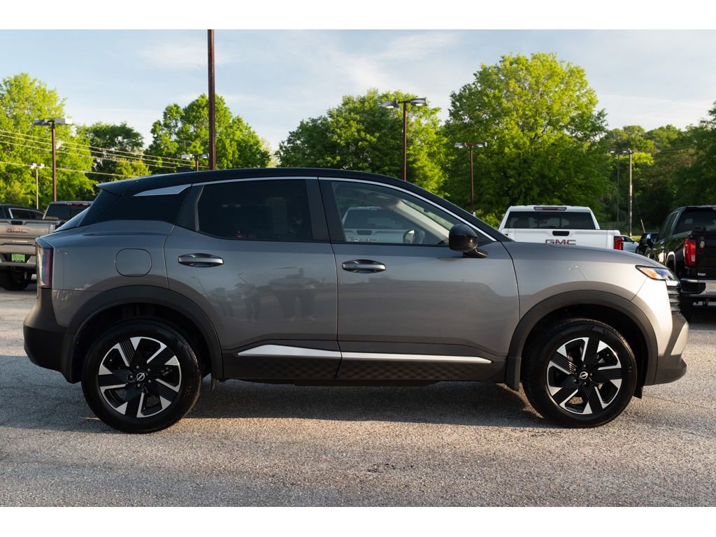 Used 2025 Nissan Kicks SV w/ Interior Electronics Package image 9