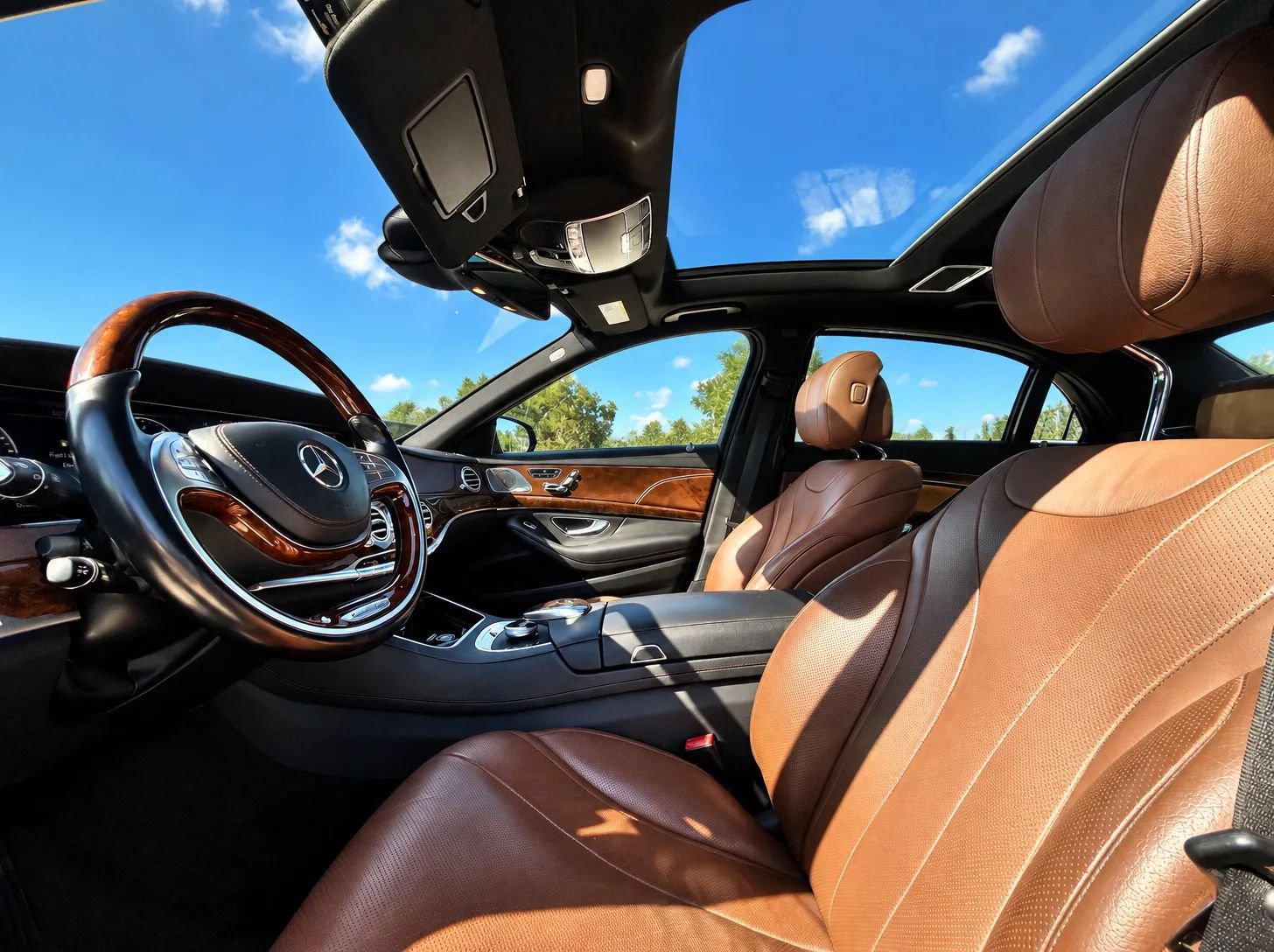 Used 2017 Mercedes-Benz S 550 Sedan w/ Premium Package image 9