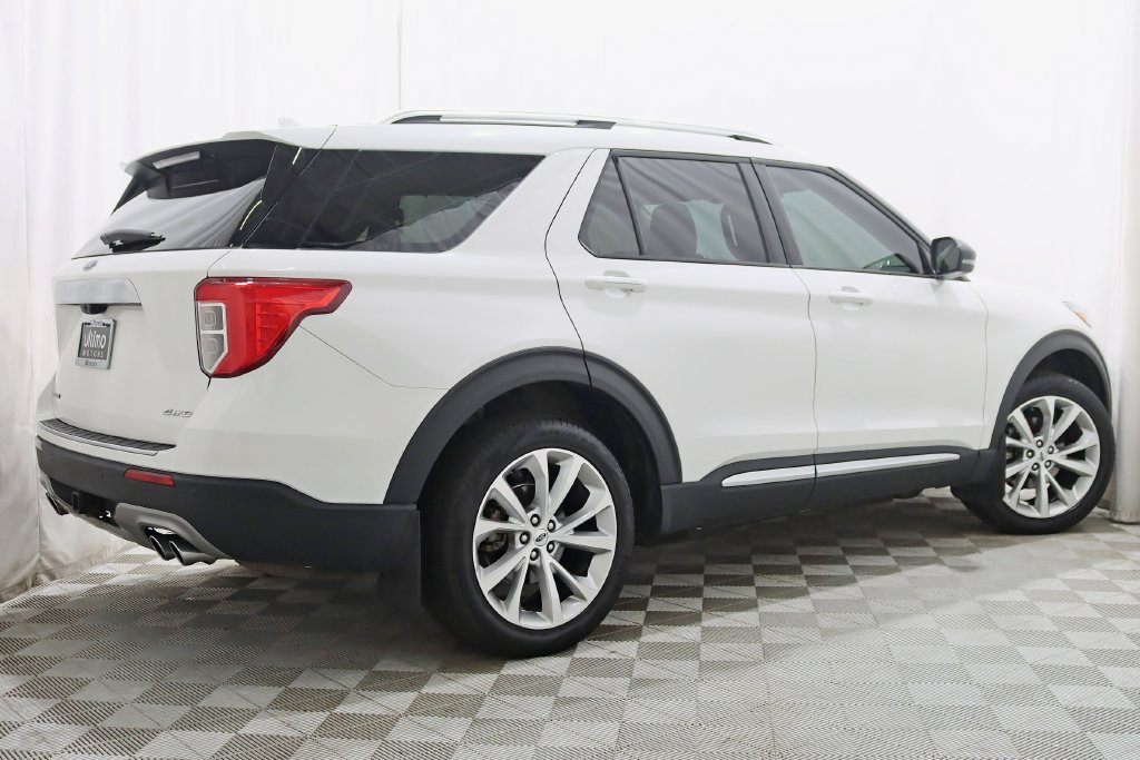 Used 2022 Ford Explorer Platinum w/ Equipment Group 601A AWD/4WD image 8