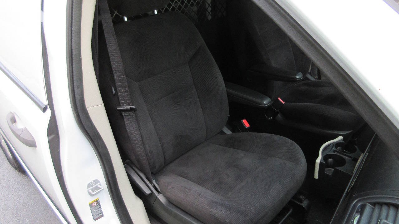 Used 2014 RAM C/V Tradesman FWD image 24