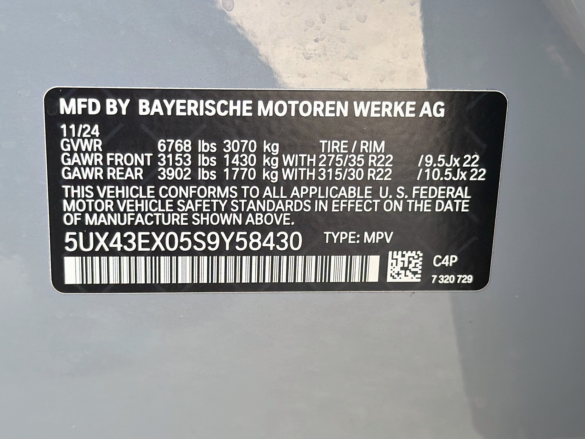 Used 2025 BMW X6 M60i AWD/4WD image 45