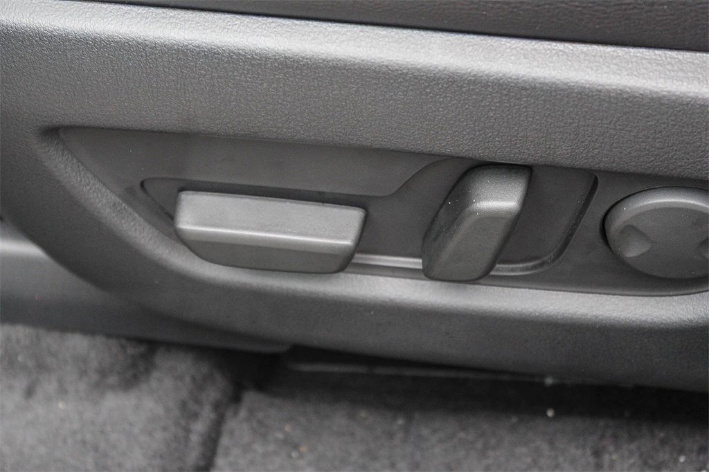 New 2025 MAZDA CX-70 Plug-In Hybrid w/ Premium Pkg image 23