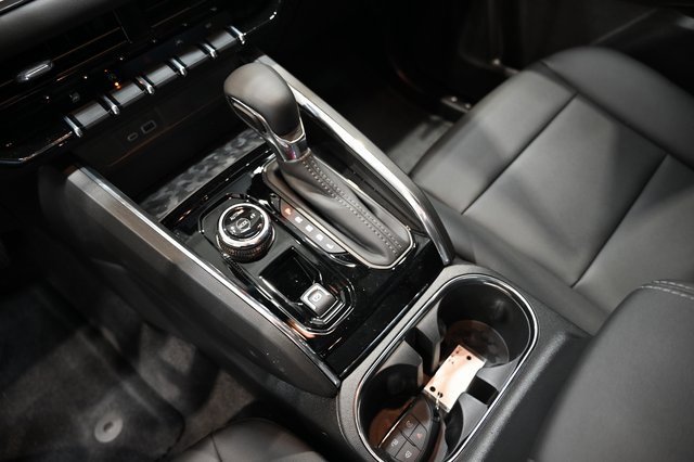 New 2026 GMC Canyon Elevation w/ Convenience Package image 21