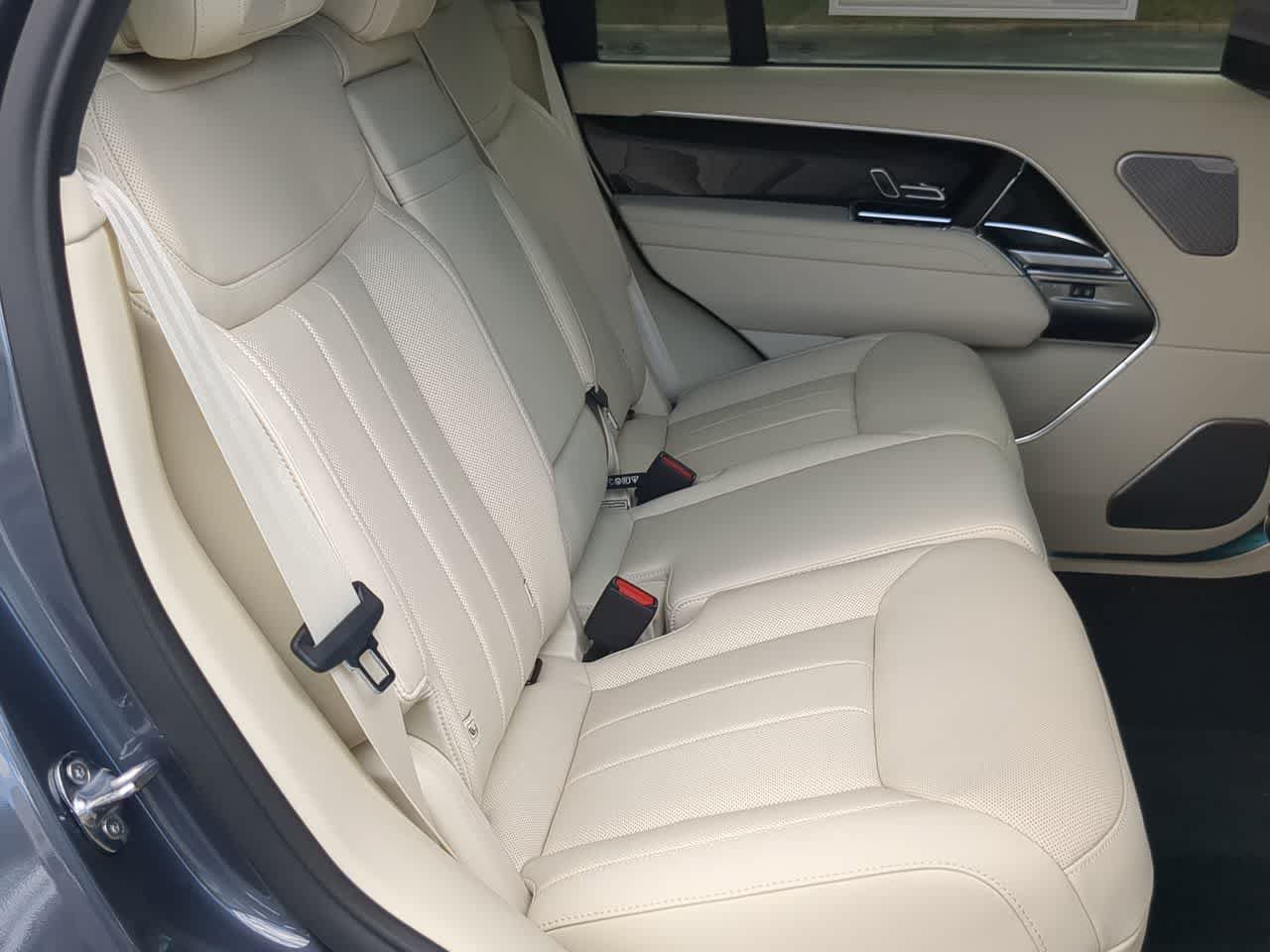 New 2026 Land Rover Range Rover Long Wheelbase Autobiography AWD/4WD image 21