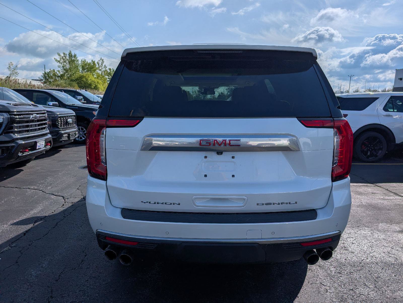 Used 2023 GMC Yukon Denali w/ Max Trailering Package AWD/4WD image 7