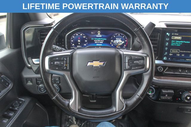 Used 2024 Chevrolet Silverado 2500 LT w/ Convenience Package image 18