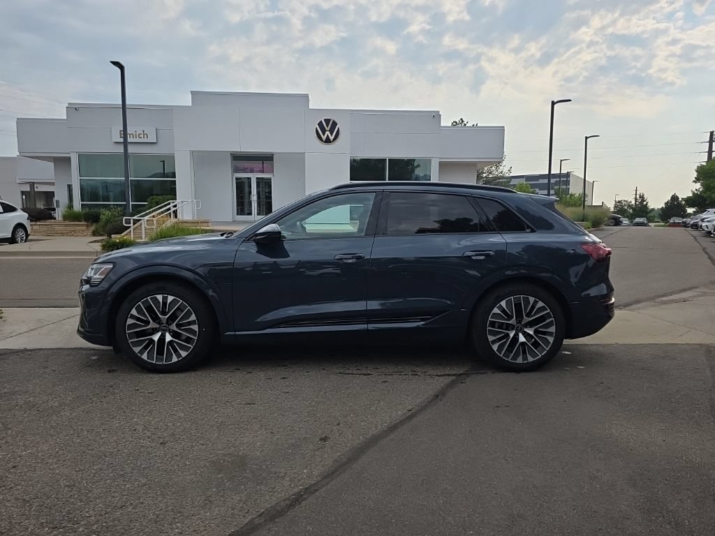 Used 2024 Audi Q8 e-tron Prestige w/ Prestige Package AWD/4WD image 3