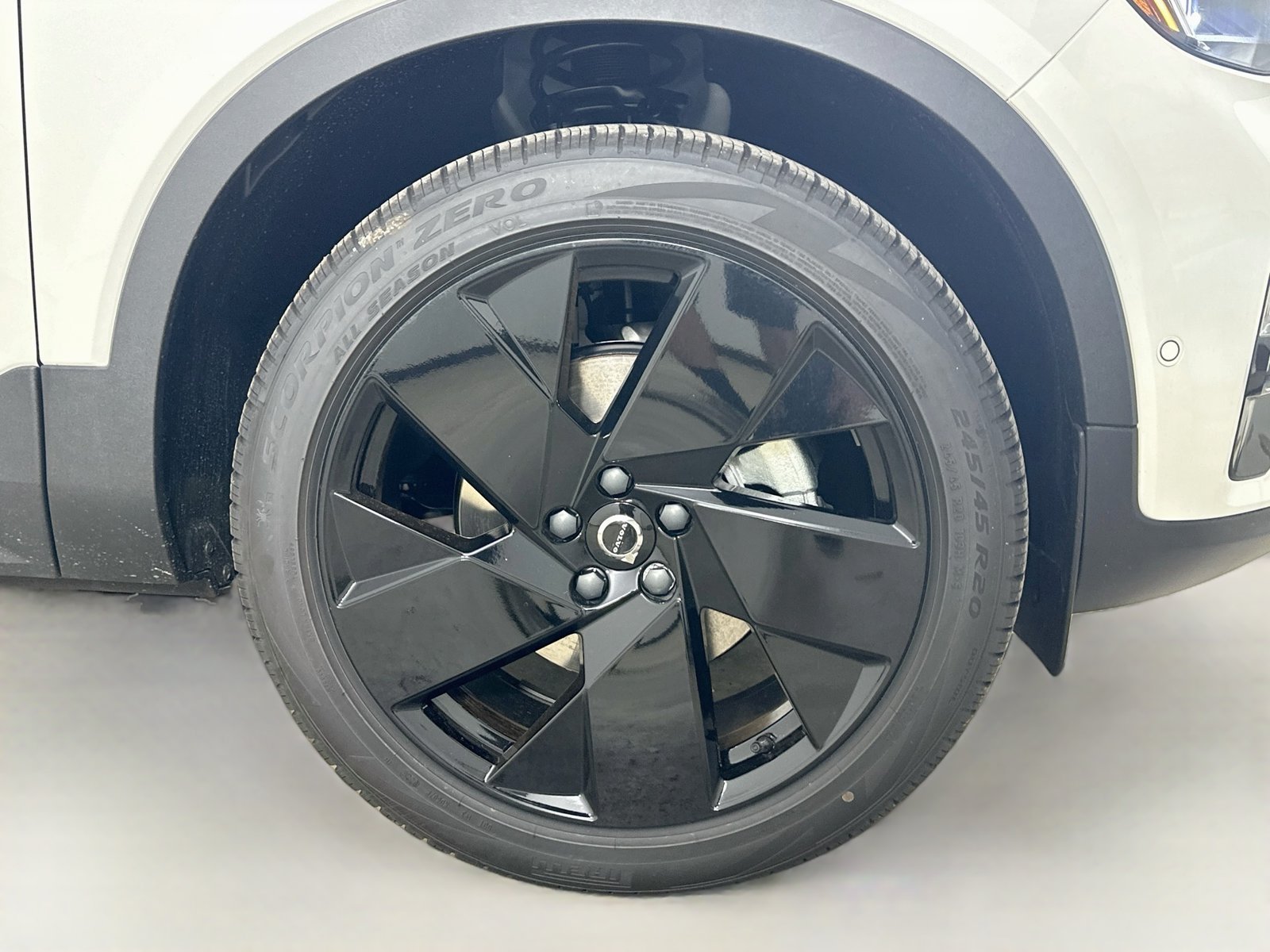 New 2026 Volvo XC40 B5 Ultra w/ Protection Package Premier AWD/4WD image 10