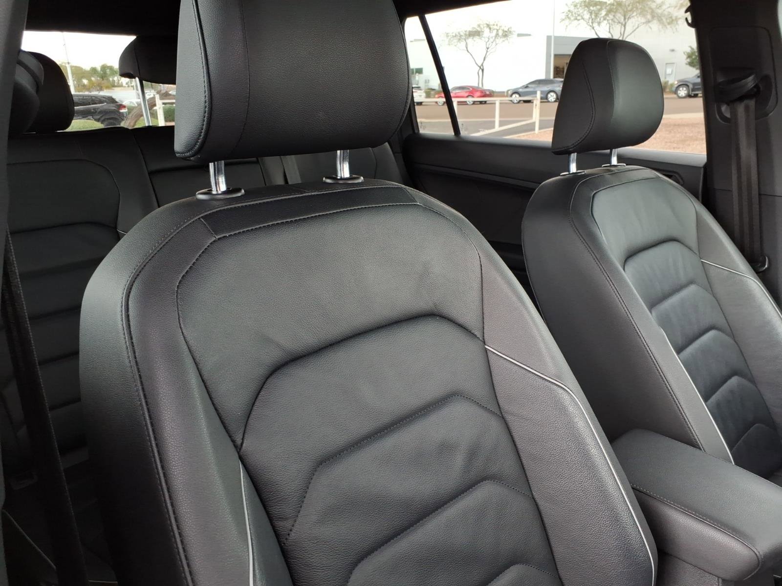 Used 2020 Volkswagen Tiguan SEL Premium R-Line image 12