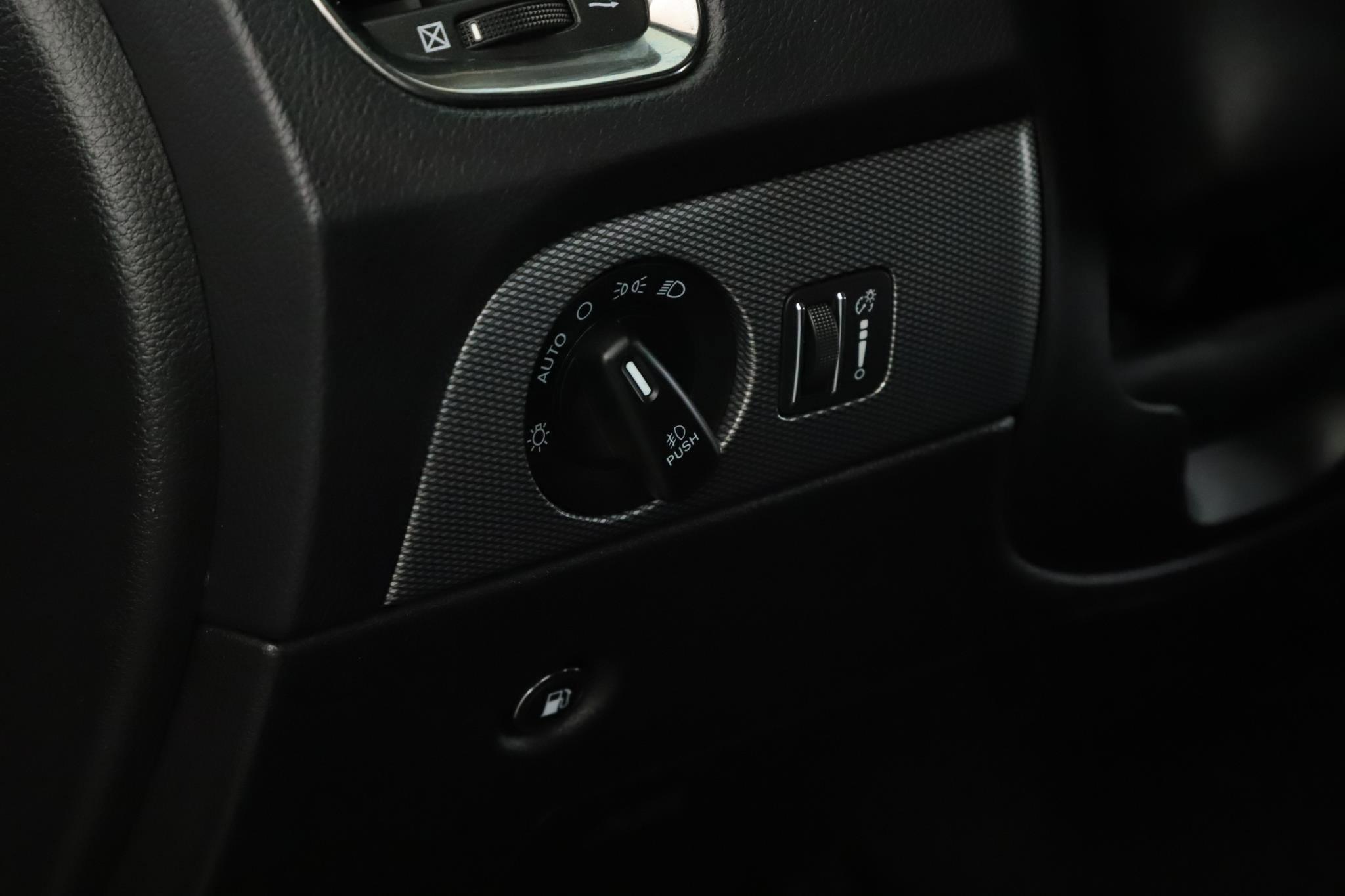 Certified 2019 Dodge Durango GT AWD/4WD image 9