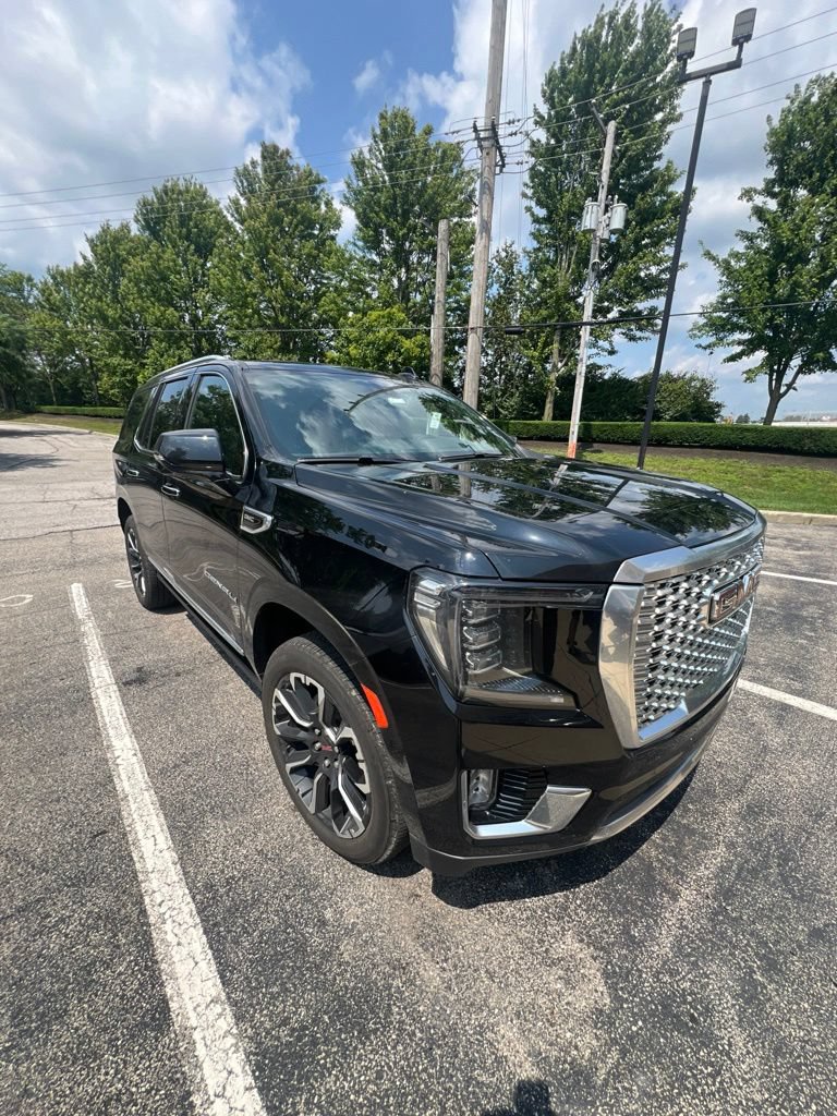 Used 2022 GMC Yukon Denali AWD/4WD image 9