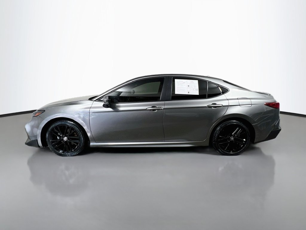Used 2026 Toyota Camry SE w/ Convenience Package FWD image 6
