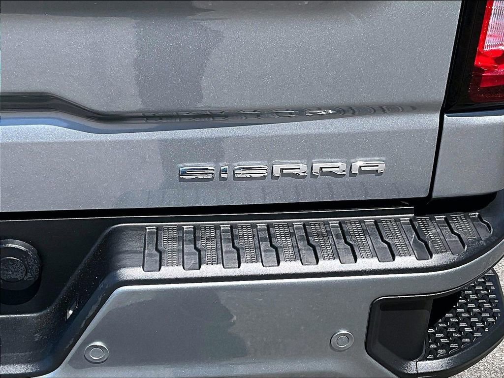 Used 2023 GMC Sierra 1500 Denali w/ Denali Reserve Package AWD/4WD image 29