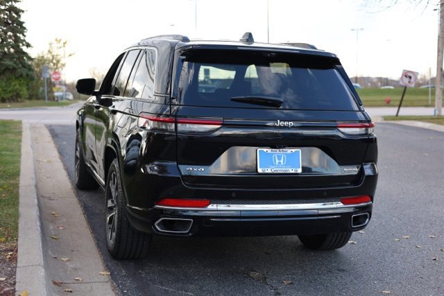 Used 2022 Jeep Grand Cherokee Overland w/ Luxury Tech Group IV image 6