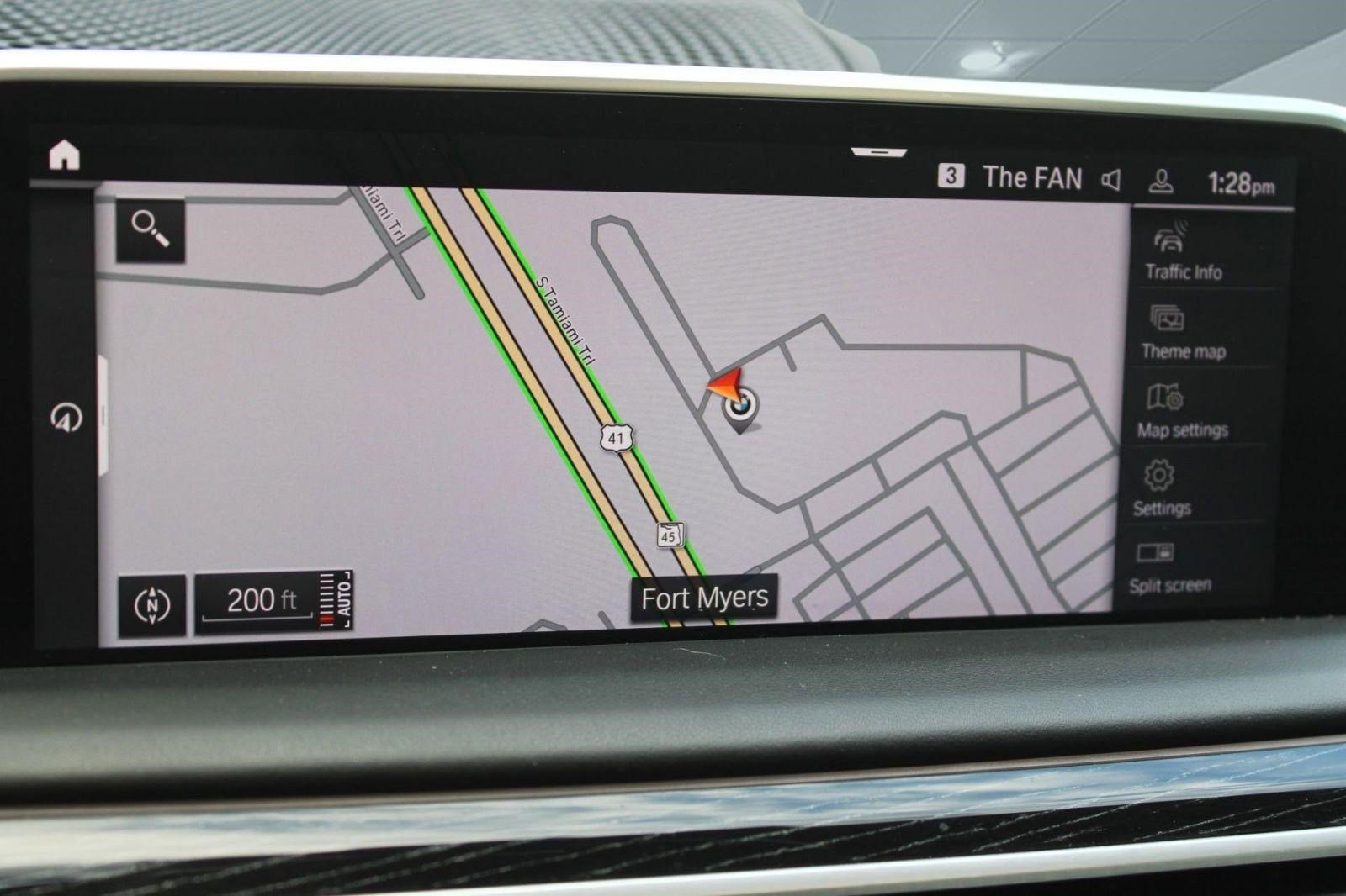 Used 2022 BMW 750i xDrive w/ Luxury Rear Seating Package image 26