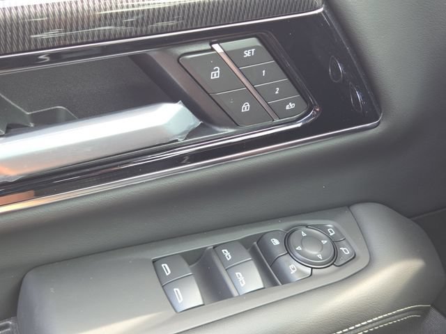 New 2026 GMC Yukon XL Elevation w/ Elevation Premium Package AWD/4WD image 31
