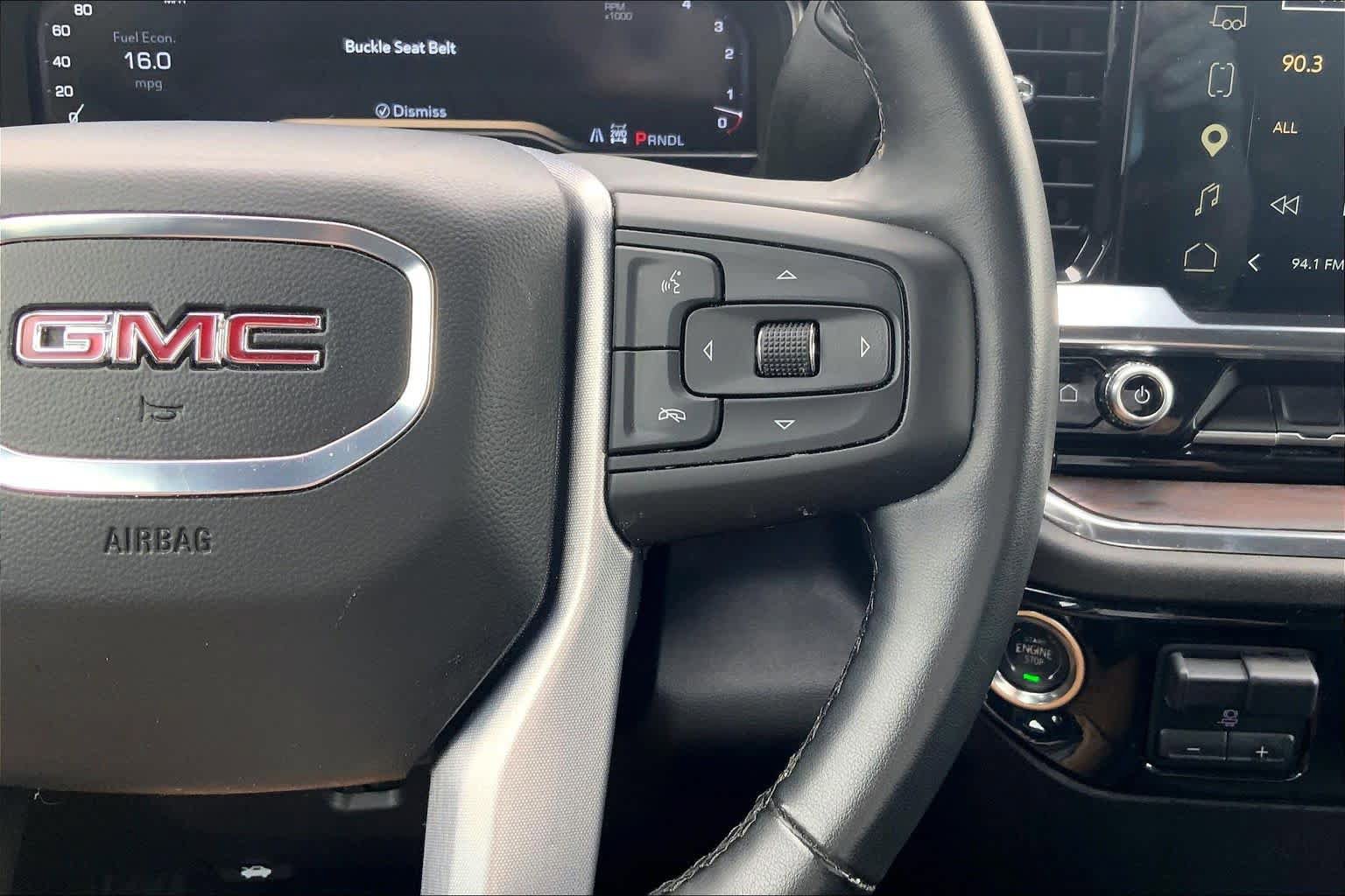 Used 2025 GMC Sierra 1500 SLT AWD/4WD image 24