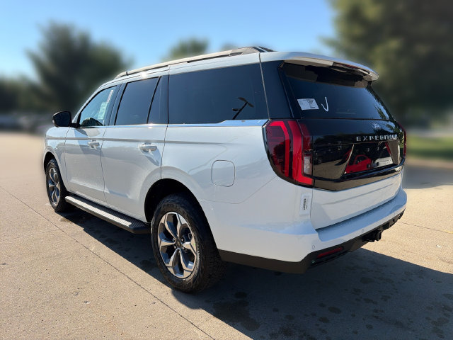 New 2027 Ford Expedition Active AWD/4WD image 9