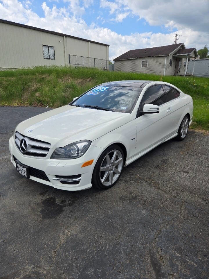 Used 2012 Mercedes-Benz C 250 Coupe image 1
