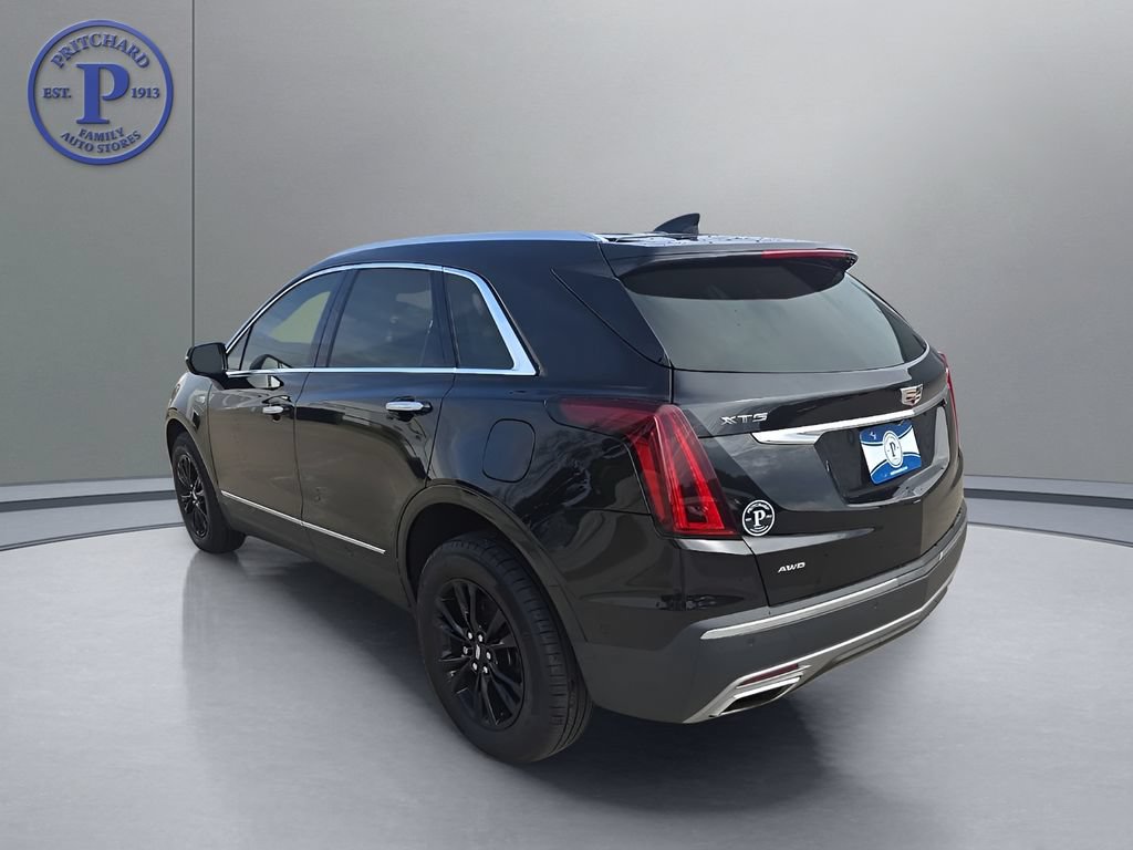 Used 2022 Cadillac XT5 Premium Luxury w/ Technology Package AWD/4WD image 5