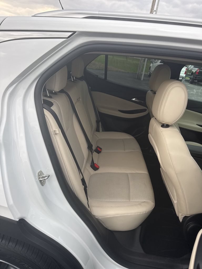 Used 2023 Buick Encore GX Select AWD/4WD image 44