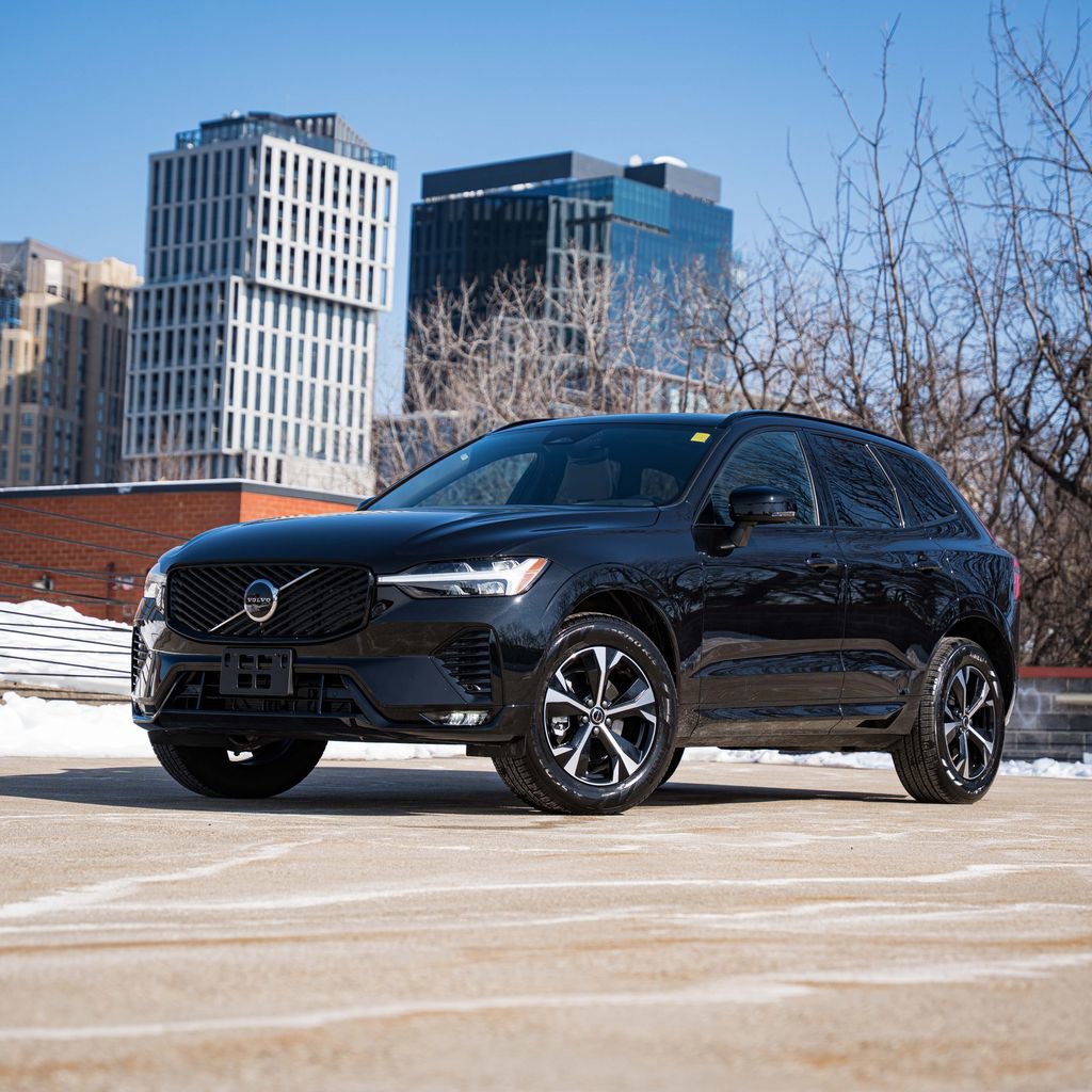 Certified 2026 Volvo XC60 B5 Core image 1