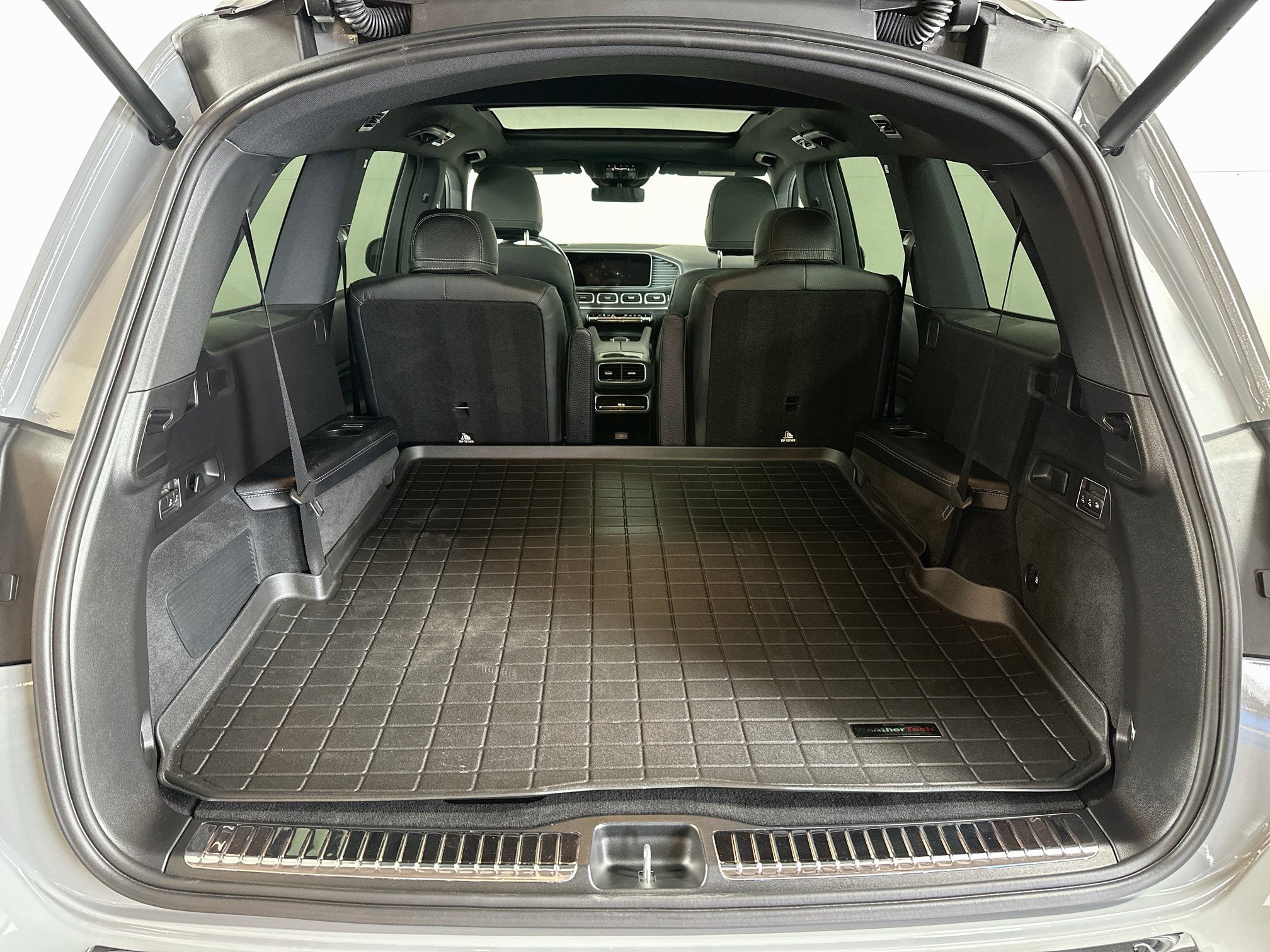 Used 2025 Mercedes-Benz GLS 580 4MATIC image 27