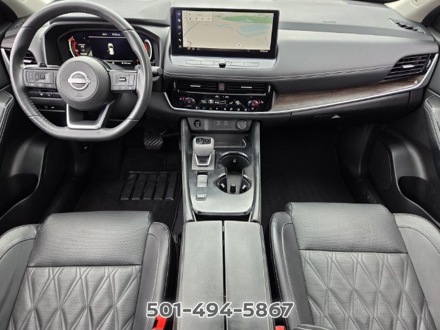 Certified 2024 Nissan Rogue Platinum w/ Platinum Premium Package FWD image 12