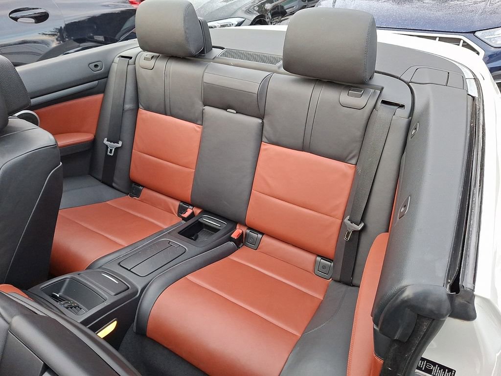 Used 2012 BMW M3 Base image 7