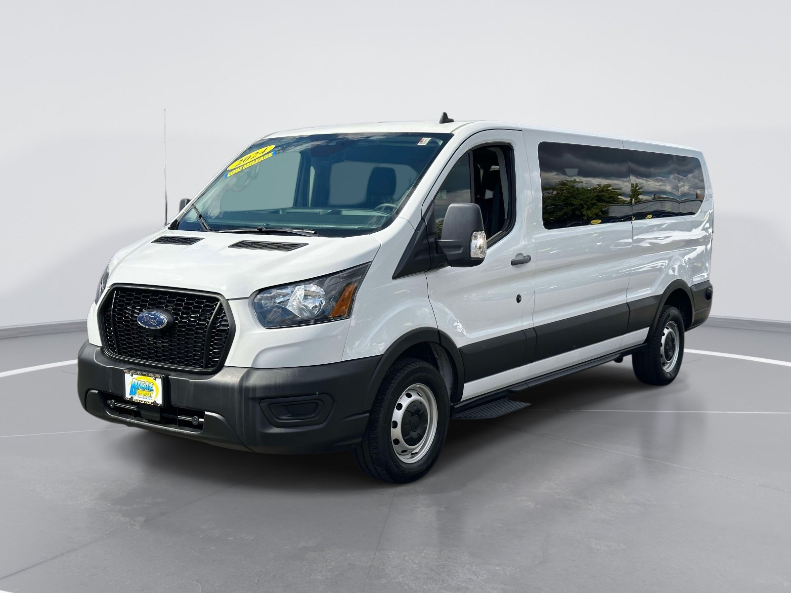 Used 2024 Ford Transit 350 XL RWD image 3