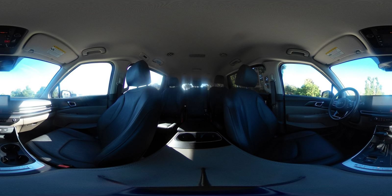 Used 2026 Kia Carnival FWD image 44