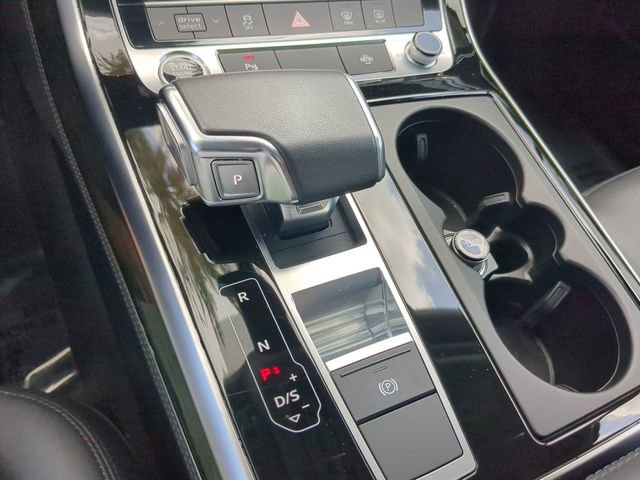 Used 2023 Audi Q7 3.0T Premium Plus w/ Premium Plus Package AWD/4WD image 28