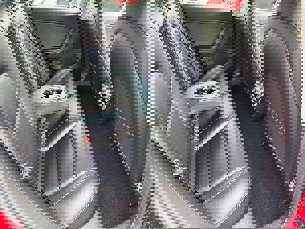 Used 2019 Tesla Model 3 Standard Range Plus image 18