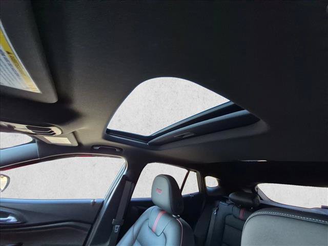 Used 2025 Chevrolet Trax RS w/ Sunroof Package FWD image 15