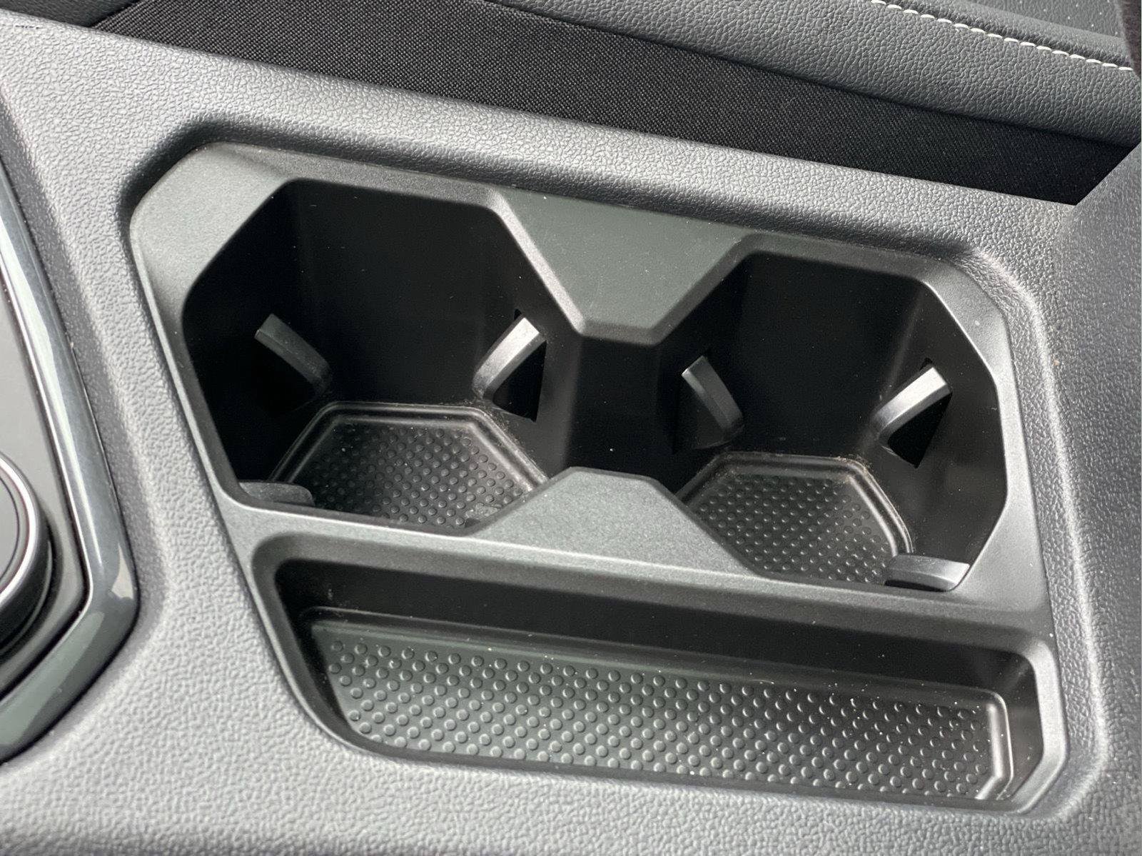 Used 2024 Volkswagen Tiguan SE w/ Panoramic Sunroof Package AWD/4WD image 23