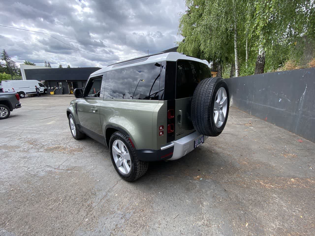 Used 2021 Land Rover Defender 90 First Edition AWD/4WD image 4