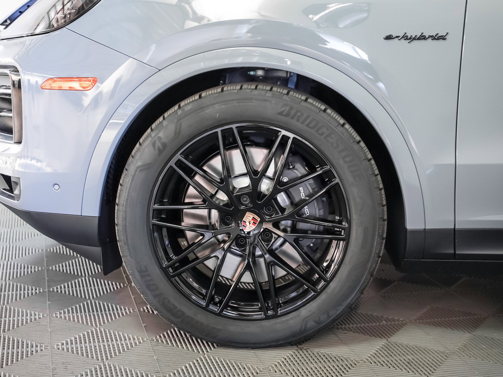 New 2026 Porsche Cayenne E-Hybrid Coupe image 14