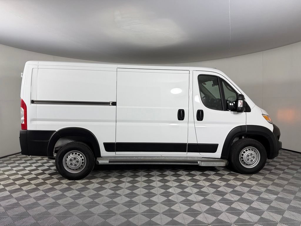 Used 2025 RAM ProMaster 2500 w/ U-Haul Equipment Group FWD image 7