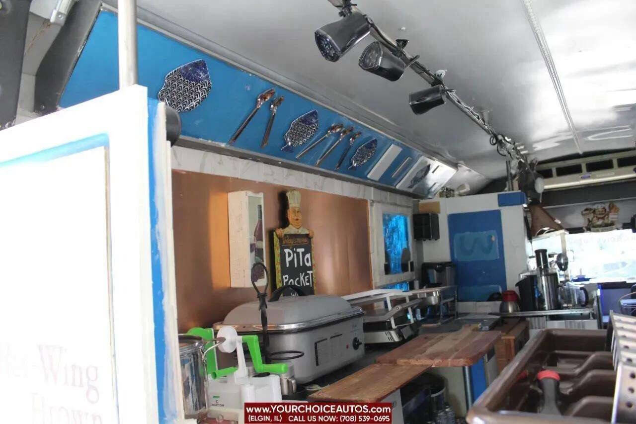 Used 2006 Ford E-450 and Econoline 450 image 20